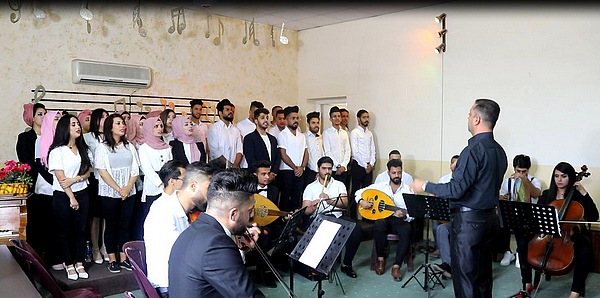 activities05 العزف على الالات الموسيقية والحفلات
